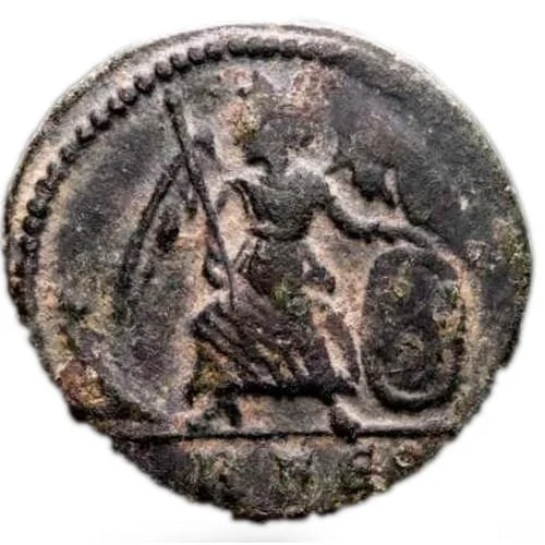 Reverso: Victoria Alada sobre Proa de Galera con Cetro y Escudo (CONSTANTINOPOLIS)